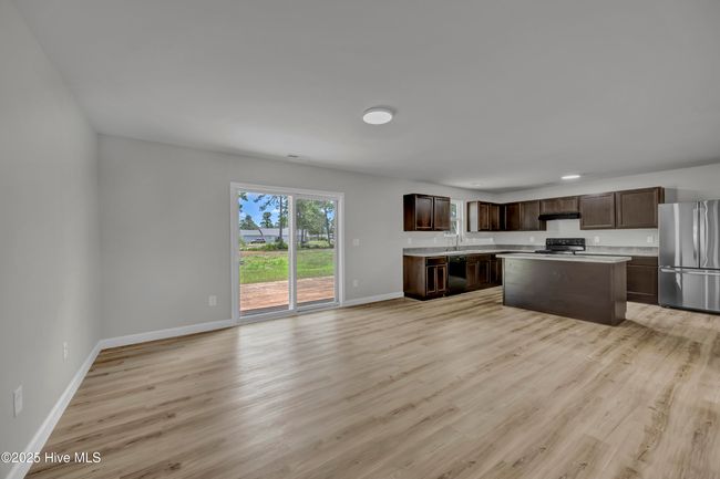 891 Golf View Rd, House other with 3 bedrooms, 2 bathrooms and 1 parking in Boiling Spring Lakes NC | Image 8