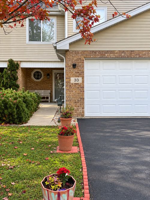 33-33 Brook Park Ln, Park Forest, IL, 60466-2641 | Card Image