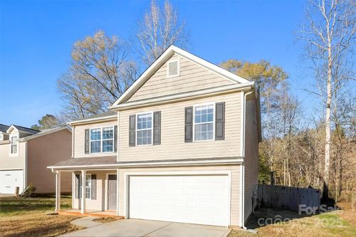 1102 Catawba Spring Pkwy, Gastonia, NC, 28054 | Card Image