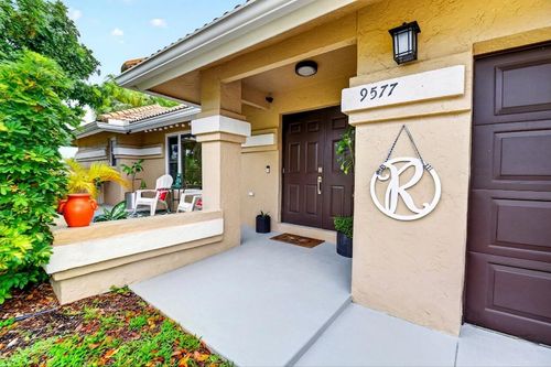 9577 Majestic Way, Boynton Beach, FL, 33437-3324 | Card Image