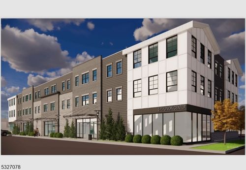 28-515 Union Blvd, Totowa, NJ, 07512-2582 | Card Image