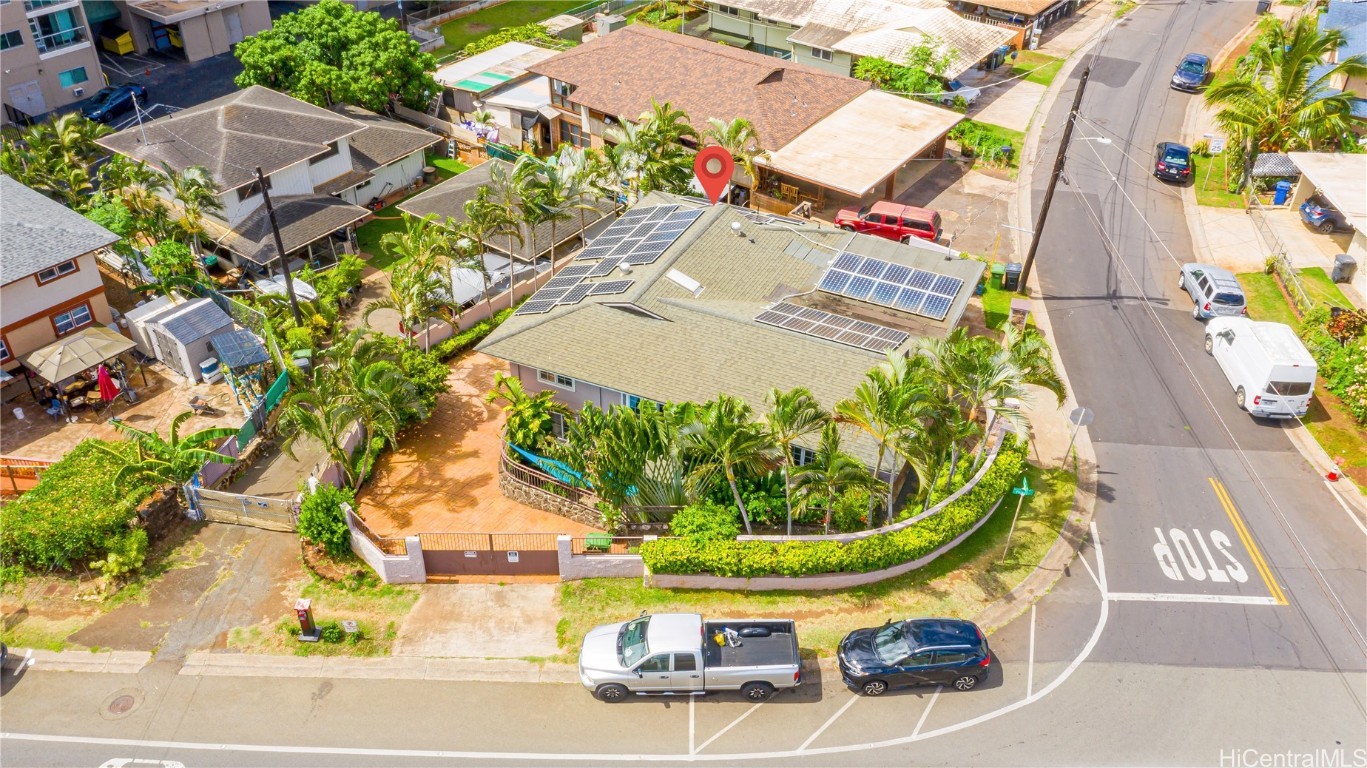 Nalii St, Waipahu, HI 96797