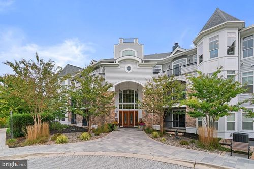 301-3100 Stone Cliff Dr, BALTIMORE, MD, 21209-3871 | Card Image