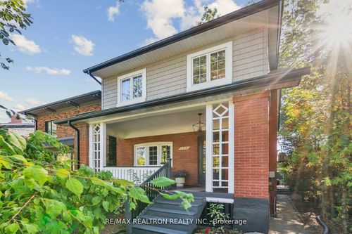 173 Glendonwynne Rd, Toronto, ON, M6P3E8 | Card Image