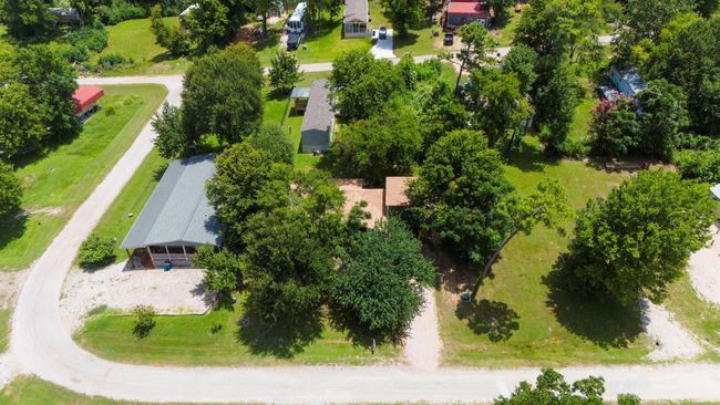 220 Tortuga Way, House other with 3 bedrooms, 2 bathrooms and null parking in Pointblank TX | Image 28