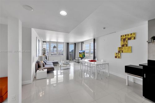1511-100 Lincoln Rd, Miami Beach, FL, 33139-2013 | Card Image