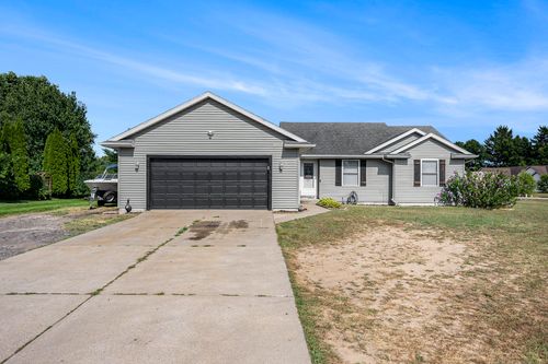 49801 Chase Way, Mattawan, MI, 49071-7807 | Card Image