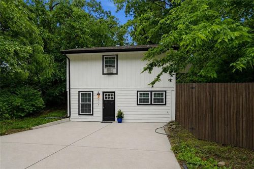 2514 76th St, Gladstone, MO, 64118-2036 | Card Image