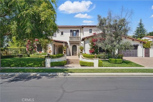 3805 Prado De Las Uvas, Calabasas, CA, 91302 | Card Image
