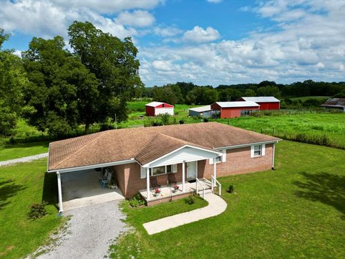 8324 Smithville Hwy, Mcminnville, TN, 37110-7622 | Card Image