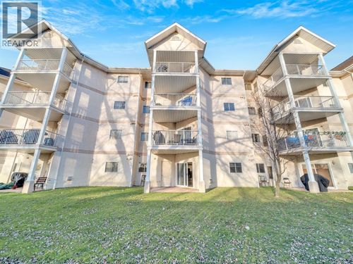 111-40 Adams Lane, LaSalle, ON, N9J3R4 | Card Image