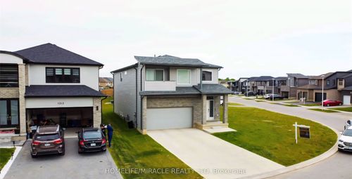 1301 Sandbar St, London, ON, N6G0Y3 | Card Image