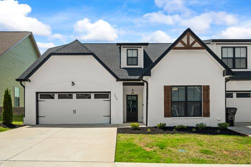 1112 Malinda Ln, Greenbrier, TN, 37073-2143 | Card Image