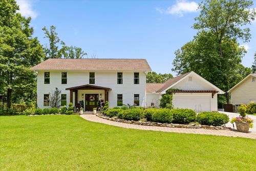 9321 Royal Shadows Dr, Chattanooga, TN, 37421-3420 | Card Image