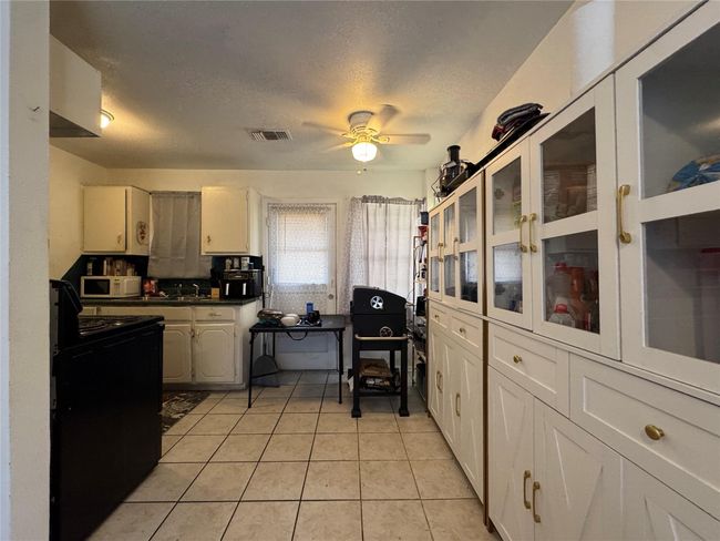 2606 Dalview St, Home with 4 bedrooms, 2 bathrooms and null parking in Houston TX | Image 8