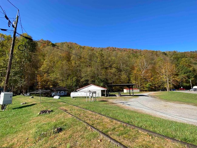 3030 Bergoo Rd, Home with 0 bedrooms, 1 bathrooms and null parking in Webster Springs WV | Image 9