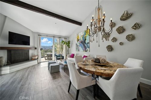 4847 Flying Cloud Way, Carlsbad, CA, 92008-3787 | Card Image
