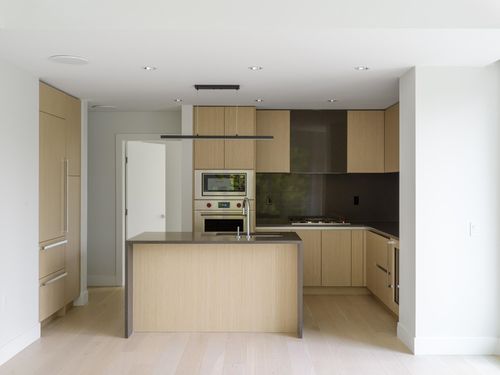 302-3636 W 39th Ave, Vancouver, BC, V6N0E8 | Card Image