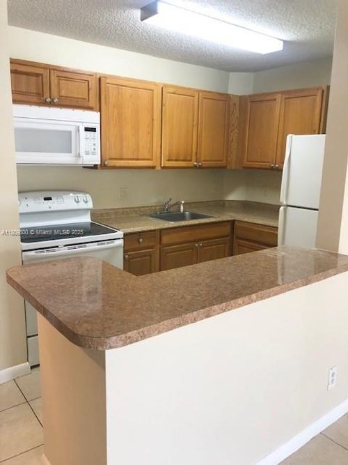 apt-103-10757 Cleary Blvd, Plantation, FL, 33324-6046 | Card Image