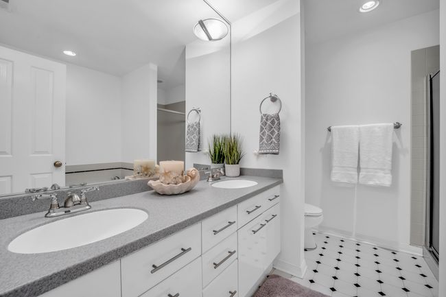 APT-503 - 1414 N Wells St, Condo with 2 bedrooms, 2 bathrooms and 1 parking in CHICAGO IL | Image 10