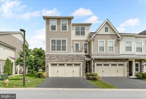 304 Redbud Ln, KENNETT SQUARE, PA, 19348-1584 | Card Image