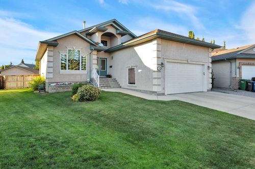 16 Ahlstrom Close, Red Deer, AB, T4R2T6 | Card Image