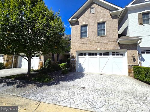 8208 River Quarry Pl, BETHESDA, MD, 20817-6924 | Card Image
