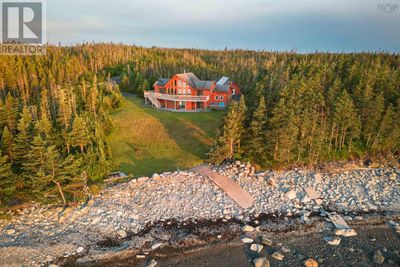 2932 Cape Gegogan Rd, House other with 7 bedrooms, 3 bathrooms and null parking in Goldenville NS | Image 2