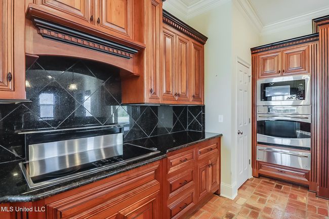 Kitchen | Image 22