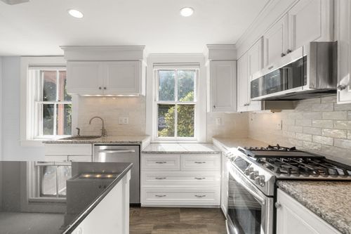 1-324 Union St, Millis, MA, 02054-1137 | Card Image