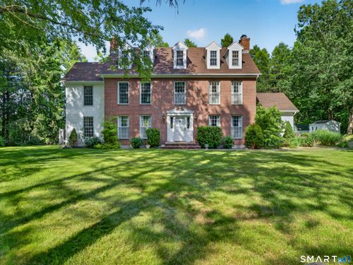 2 Larchwood Ln, East Lyme, CT, 06333-1049 | Card Image