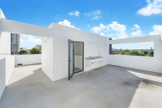 3349 - 3345 Sw 22 Nd Ter, Townhouse with 3 bedrooms, 3 bathrooms and null parking in Miami FL | Image 12
