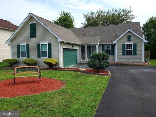 67 Charles Dr, NEW CASTLE, DE, 19720-4679 | Card Image