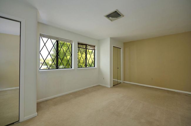 Primary Bedroom | Image 17