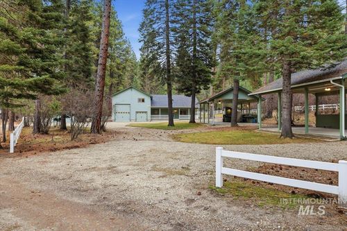 115 Bunch Dr, Garden Valley, ID, 83622-5085 | Card Image