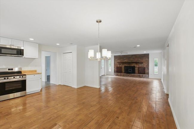 907 2 Nd Ave Se, House other with 4 bedrooms, 2 bathrooms and null parking in STEINHATCHEE FL | Image 14
