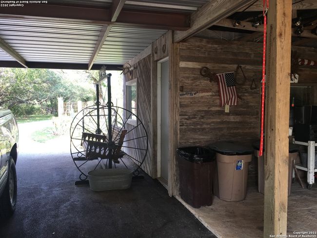 208 Scenic Mountain Dr, House other with 2 bedrooms, 3 bathrooms and null parking in Lakehills TX | Image 45