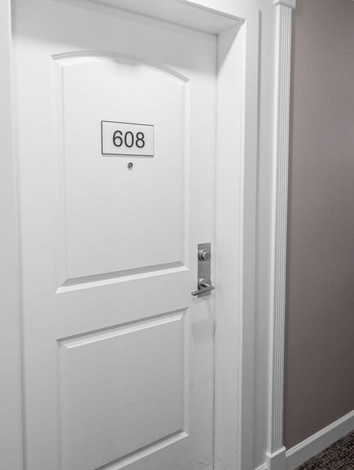 608-20376 86 Ave, Langley, BC, V2Y3P8 | Card Image