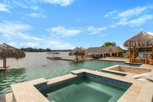 220 Pin Oak Dr, Mabank, TX, 75156-7160 | Card Image