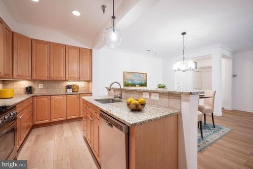 unit-217-10328 Sager Ave, FAIRFAX, VA, 22030-3569 | Card Image