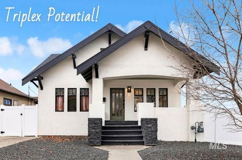 661 2nd Ave N, Twin Falls, ID, 83301-5745 | Card Image