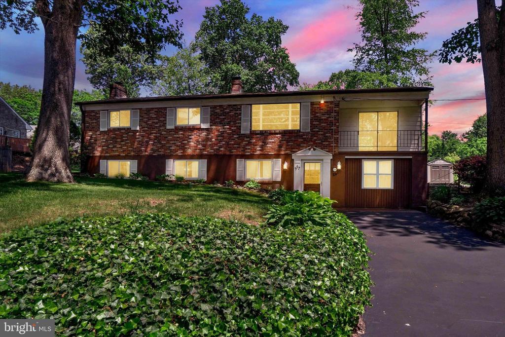 Lakeside Dr, New Freedom, PA 17349