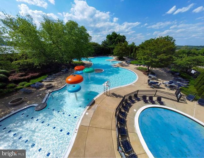 18985 Coreopsis Ter, Townhouse with 3 bedrooms, 4 bathrooms and null parking in LEESBURG VA | Image 95