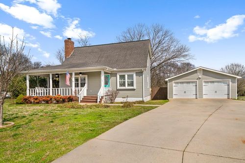 106 Elm St, Chatsworth, GA, 30705-7106 | Card Image