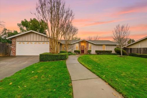 6242 Valor Way, Carmichael, CA, 95608-1848 | Card Image