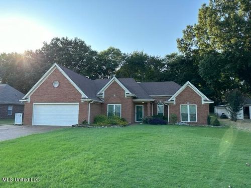 6783 Oak Forest Dr, Olive Branch, MS, 38654-1353 | Card Image