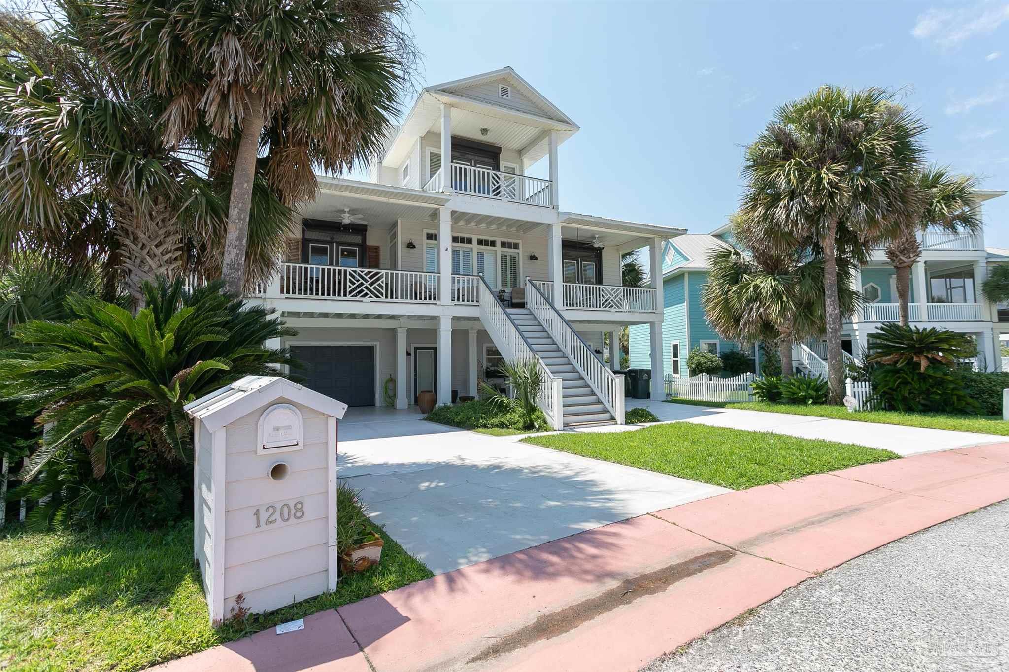 Parasol Pl, Pensacola, FL 32507