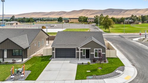 1417 Jenna Ave, Benton City, WA, 99320 | Card Image