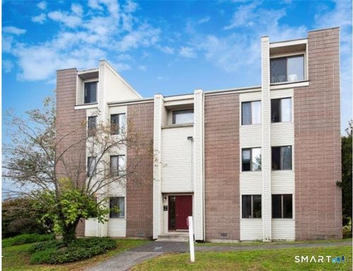 79-79 Burgundy Hill Ln, Middletown, CT, 06457-6339 | Card Image