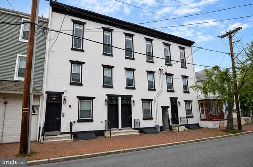 23 E Union St, BURLINGTON, NJ, 08016-1508 | Card Image